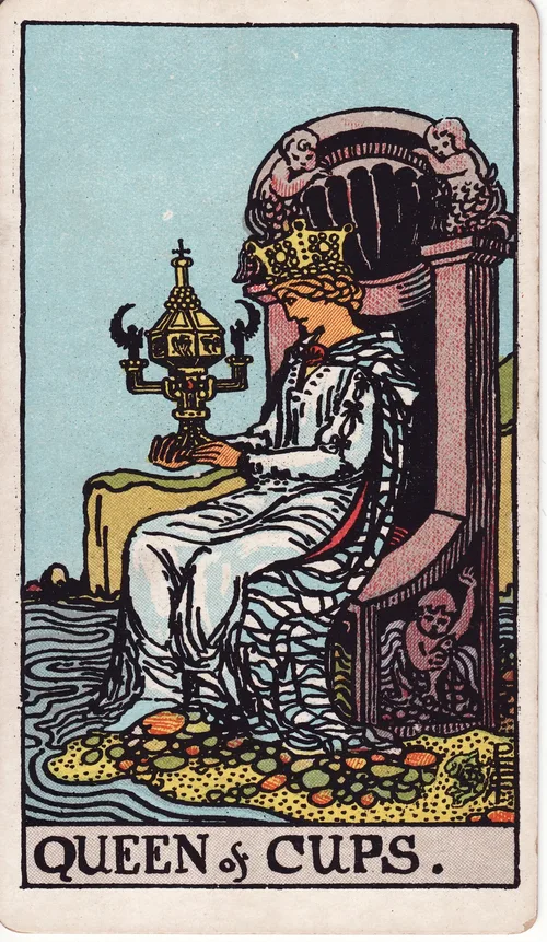 カップのクイーン（Queen of Cups）のカード